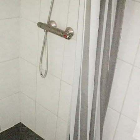 Two-bedroom Holiday In 6 Semesterbostad