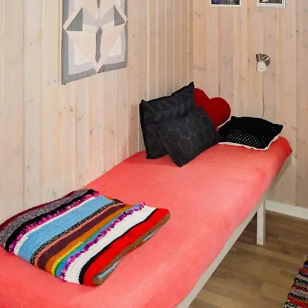 Two-bedroom Holiday In 6 Vinderup